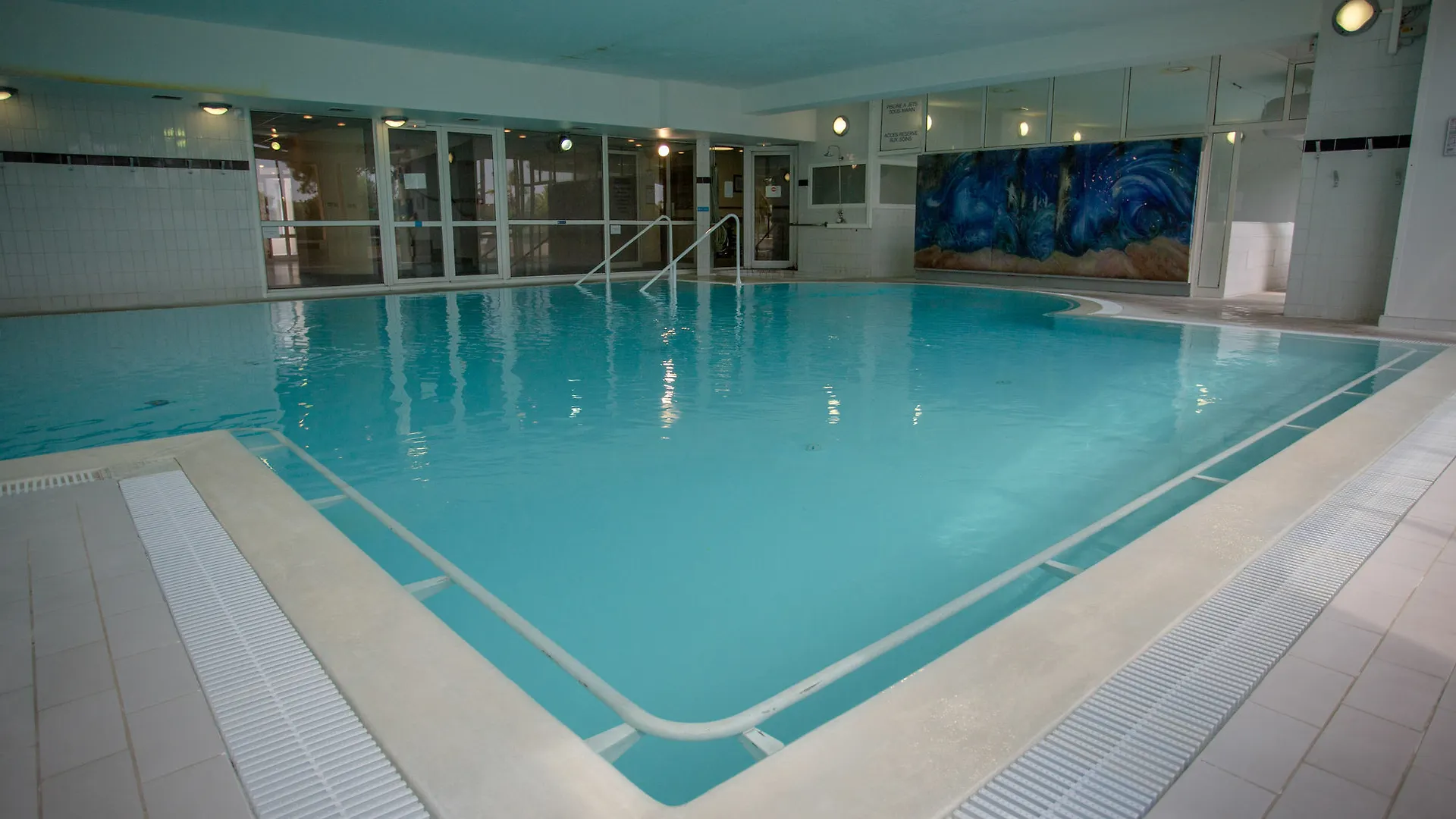**** Hotel Mercure Thalasso & Spa Port Frejus France