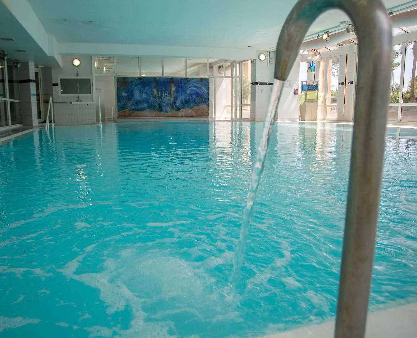 Mercure Thalasso&Spa Port Fréjus 4*,
