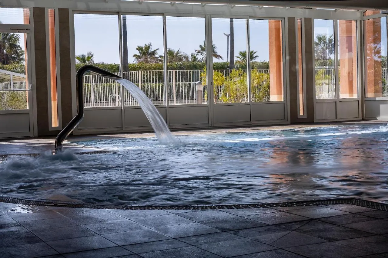 Mercure Thalasso & Spa Port Fréjus فندق