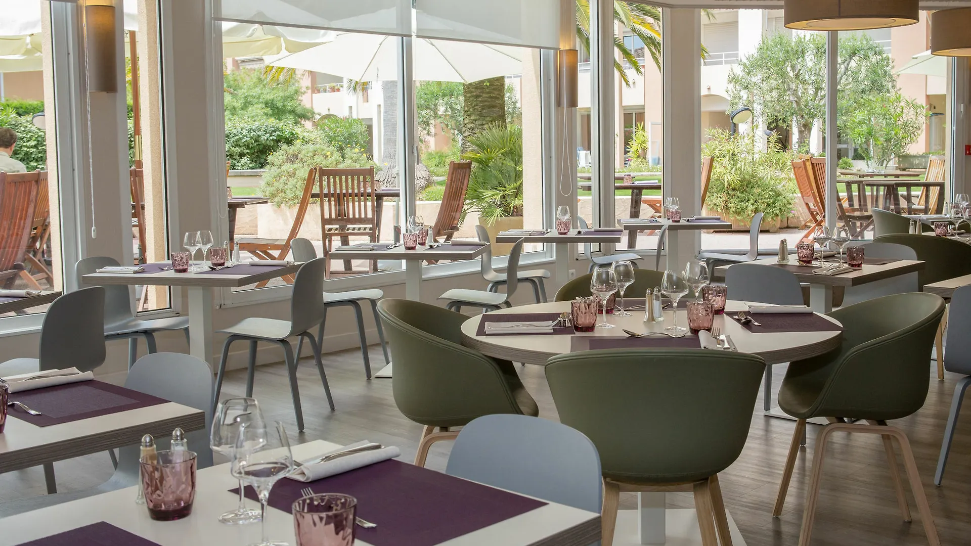 فندق Mercure Thalasso & Spa Port Fréjus